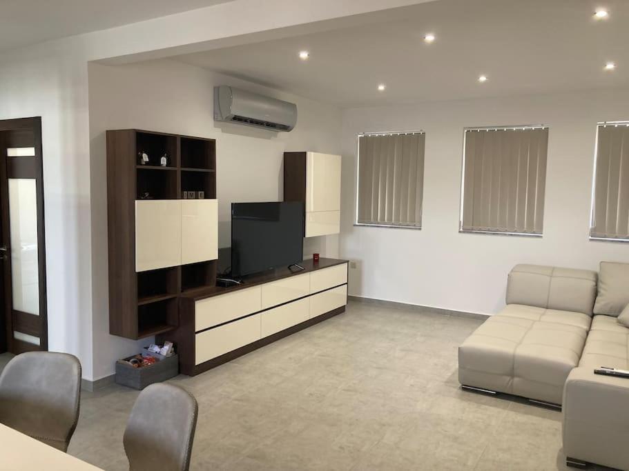 Ferienwohnung Elegant Maisonette In Malta By Assetflow Pro Marsaskala Exterior foto