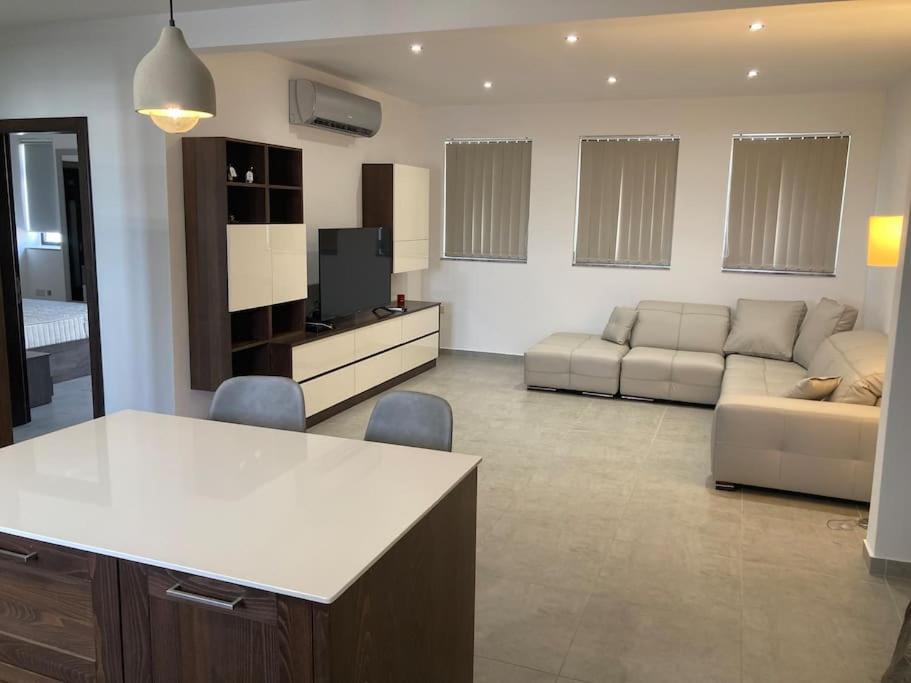 Ferienwohnung Elegant Maisonette In Malta By Assetflow Pro Marsaskala Exterior foto